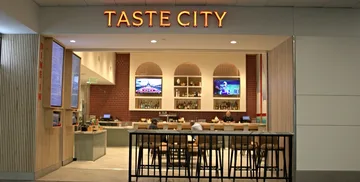Taste City restaurant seating in SFO